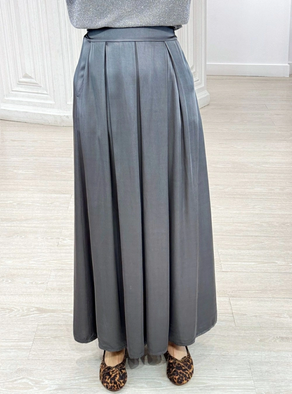 Falda tablas cintura elastica