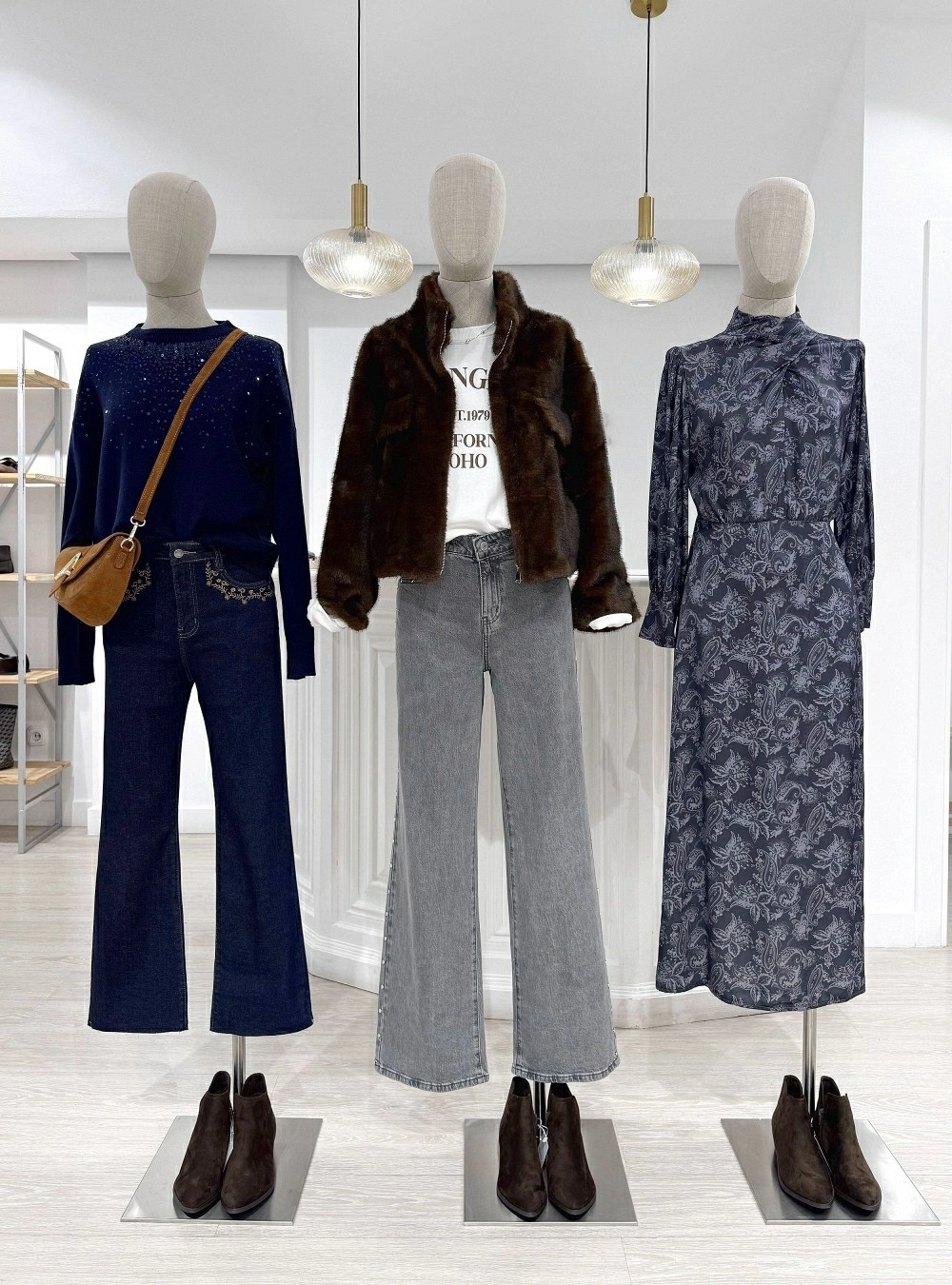 Jeans flare bordado