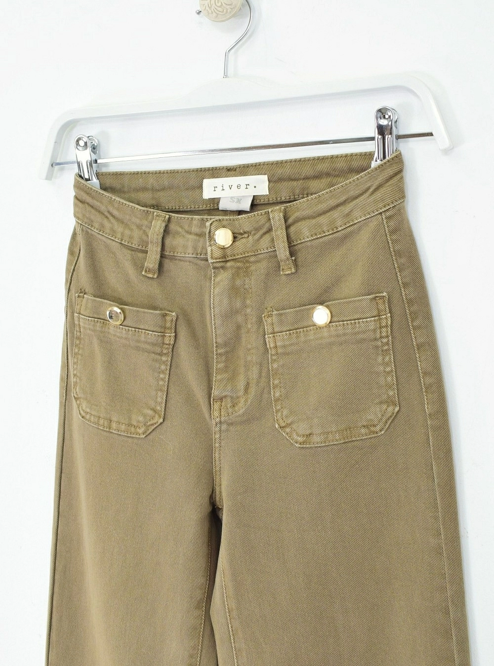 Jeans straight bolsillos parche Jeans straight bolsillos parche