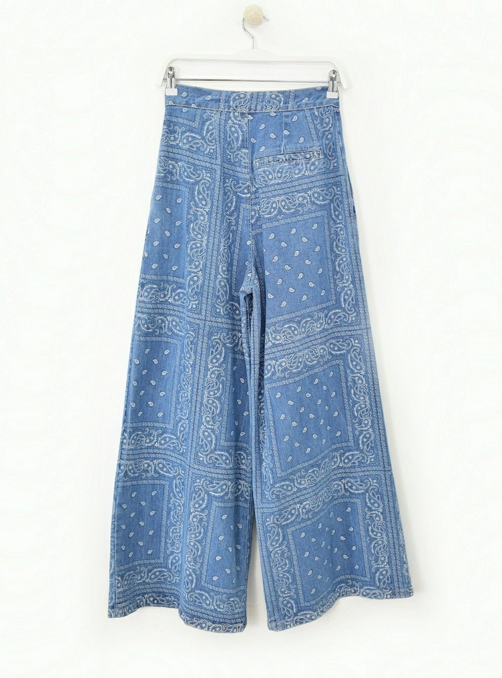 Jeans wide leg bordados estampados Jeans wide leg bordados estampados