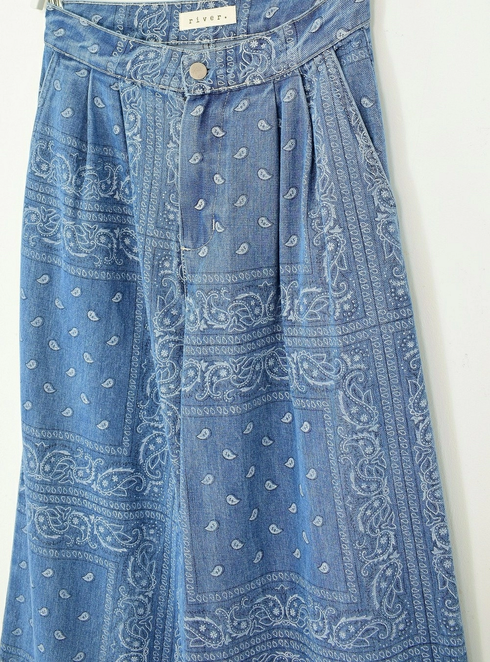 Jeans wide leg bordados estampados Jeans wide leg bordados estampados