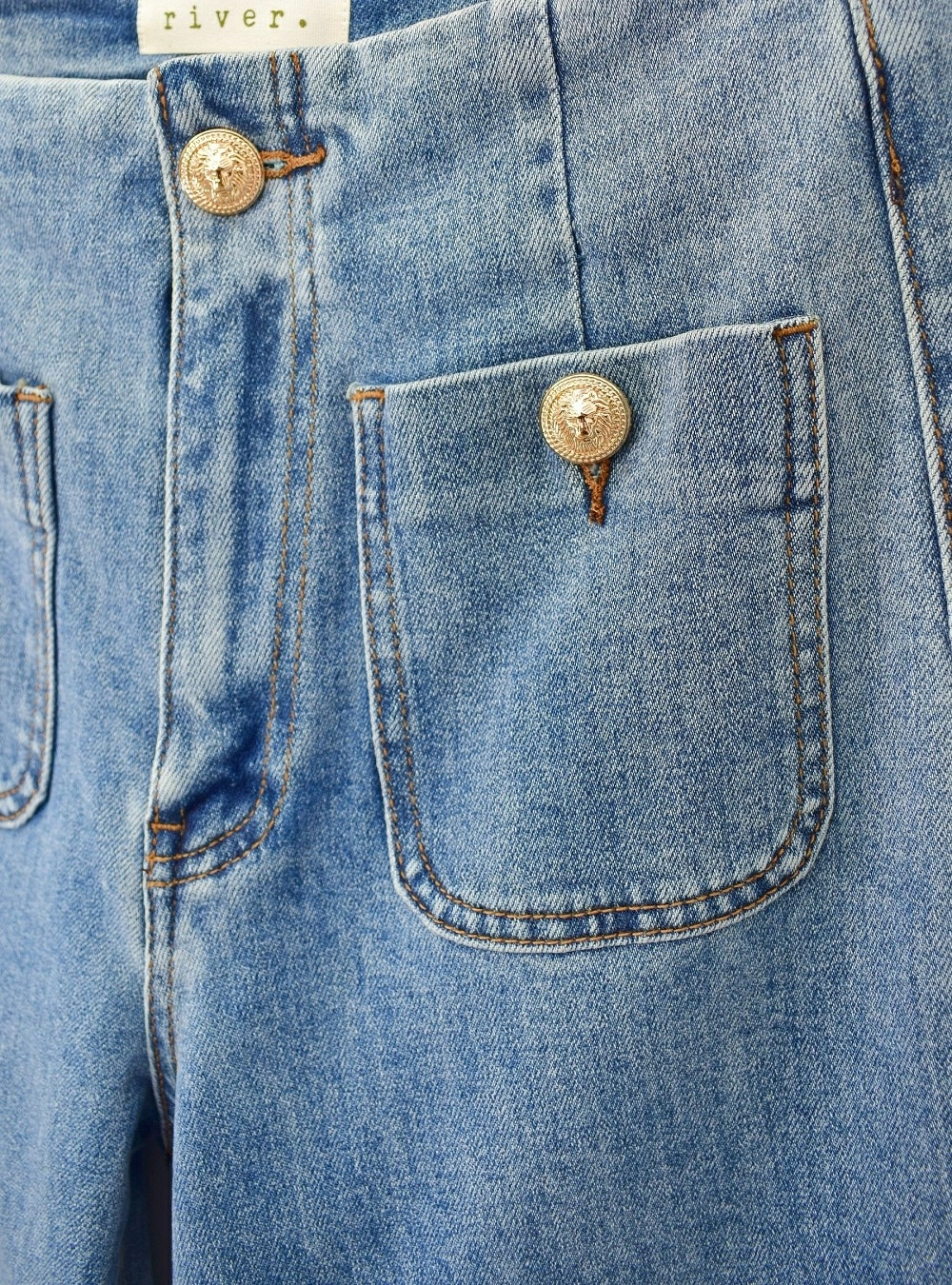 Jeans wide leg boton leon