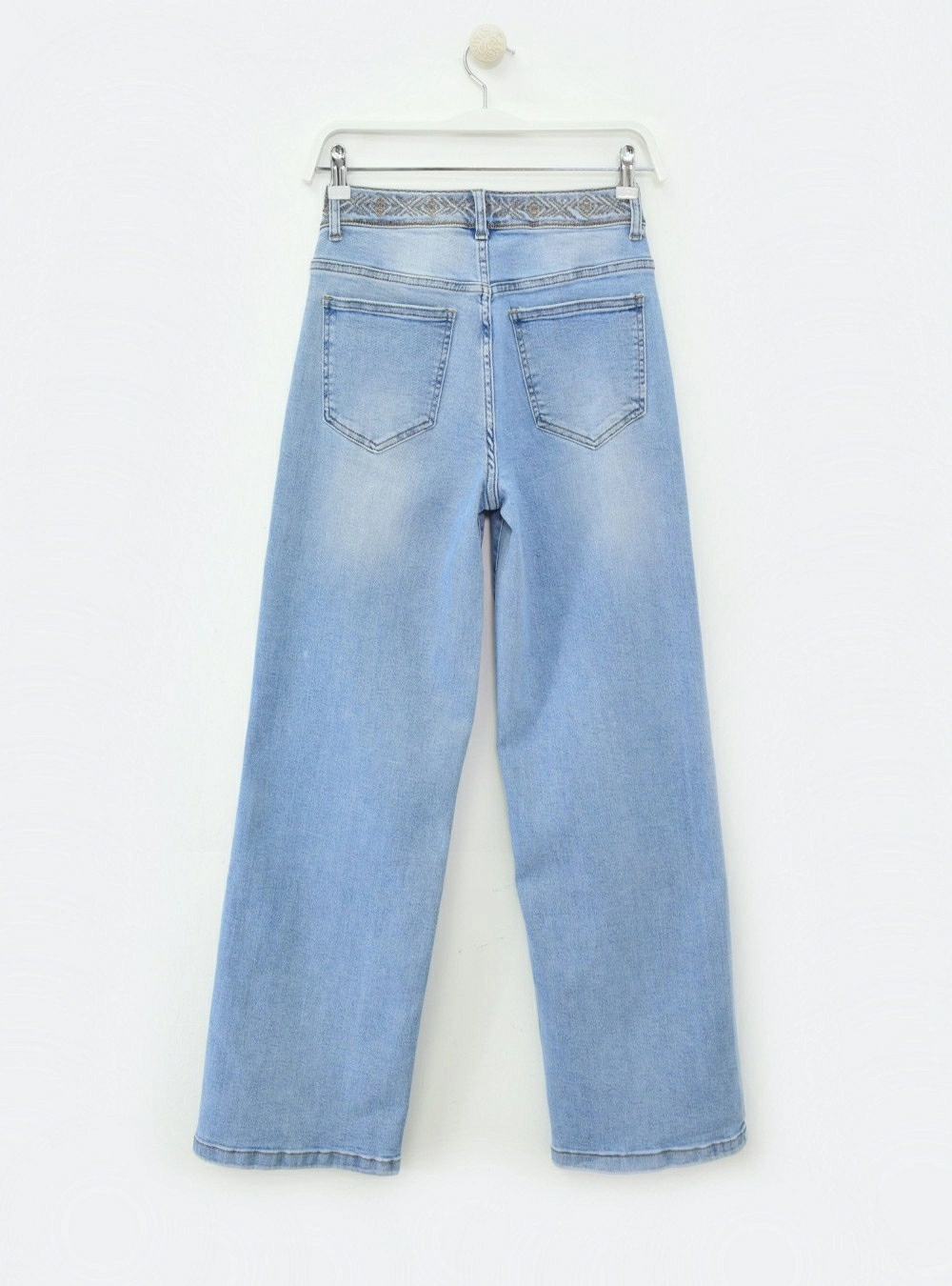Jeans wide leg cintura bordada