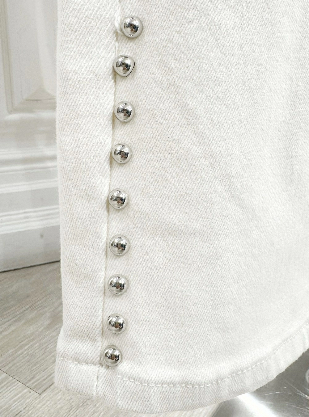 Jeans wide leg tachas laterales Jeans wide leg tachas laterales