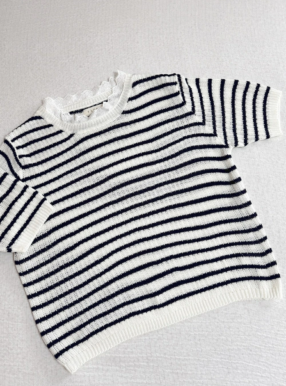 Jersey mc punto cuello bordado Jersey mc punto cuello bordado