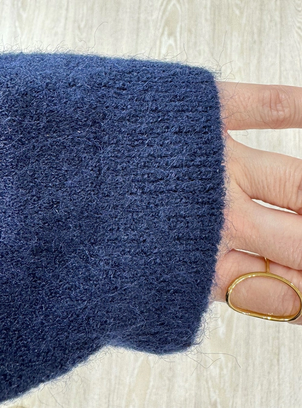 Jersey punto cuello pico Jersey punto cuello pico