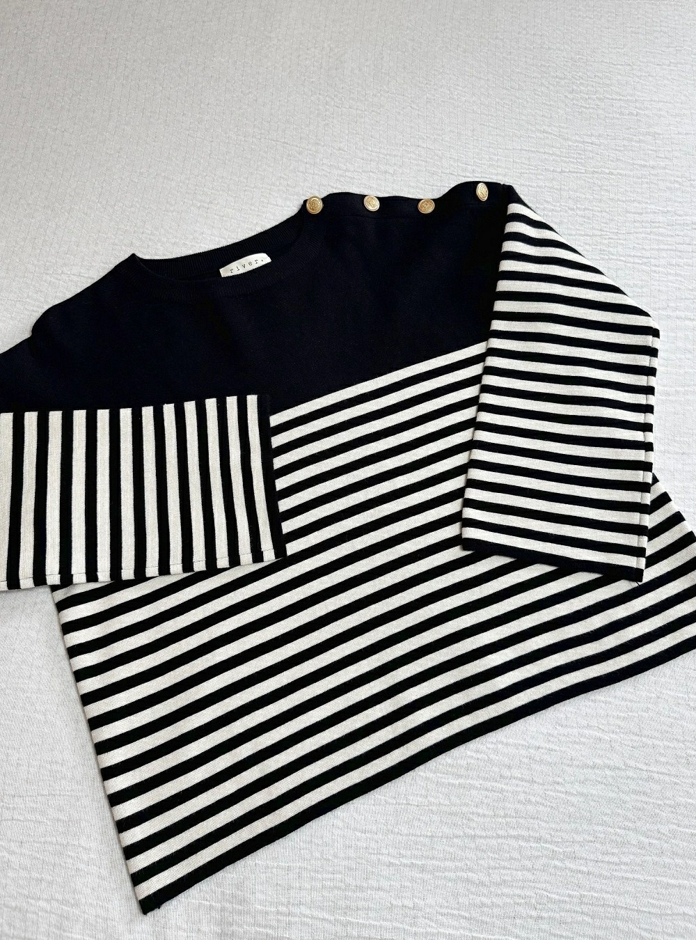 Jersey rayas botones hombro