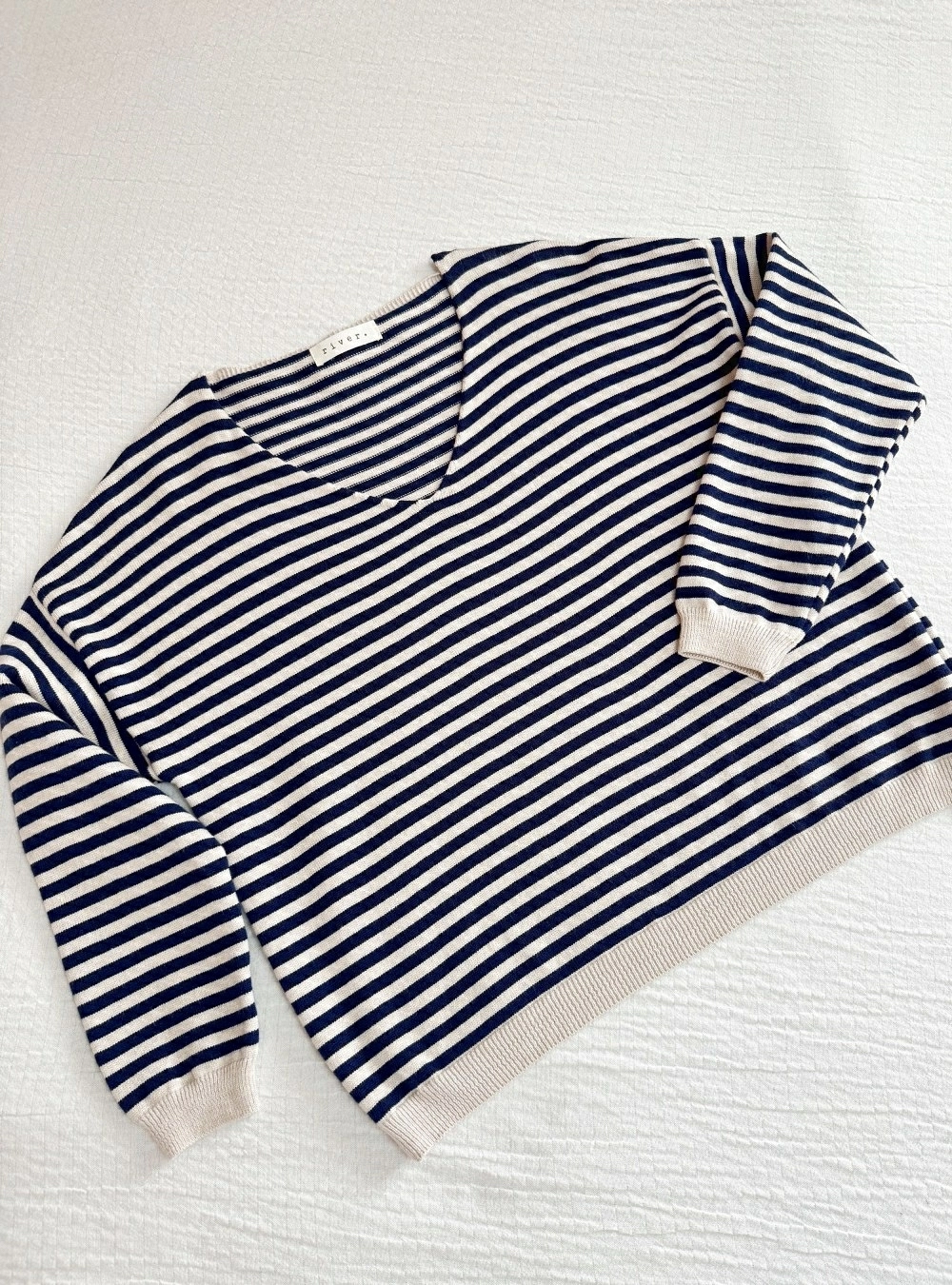 Jersey rayas cuello V