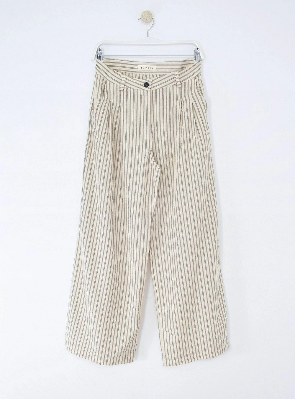 Pantalon rayas y pinzas
