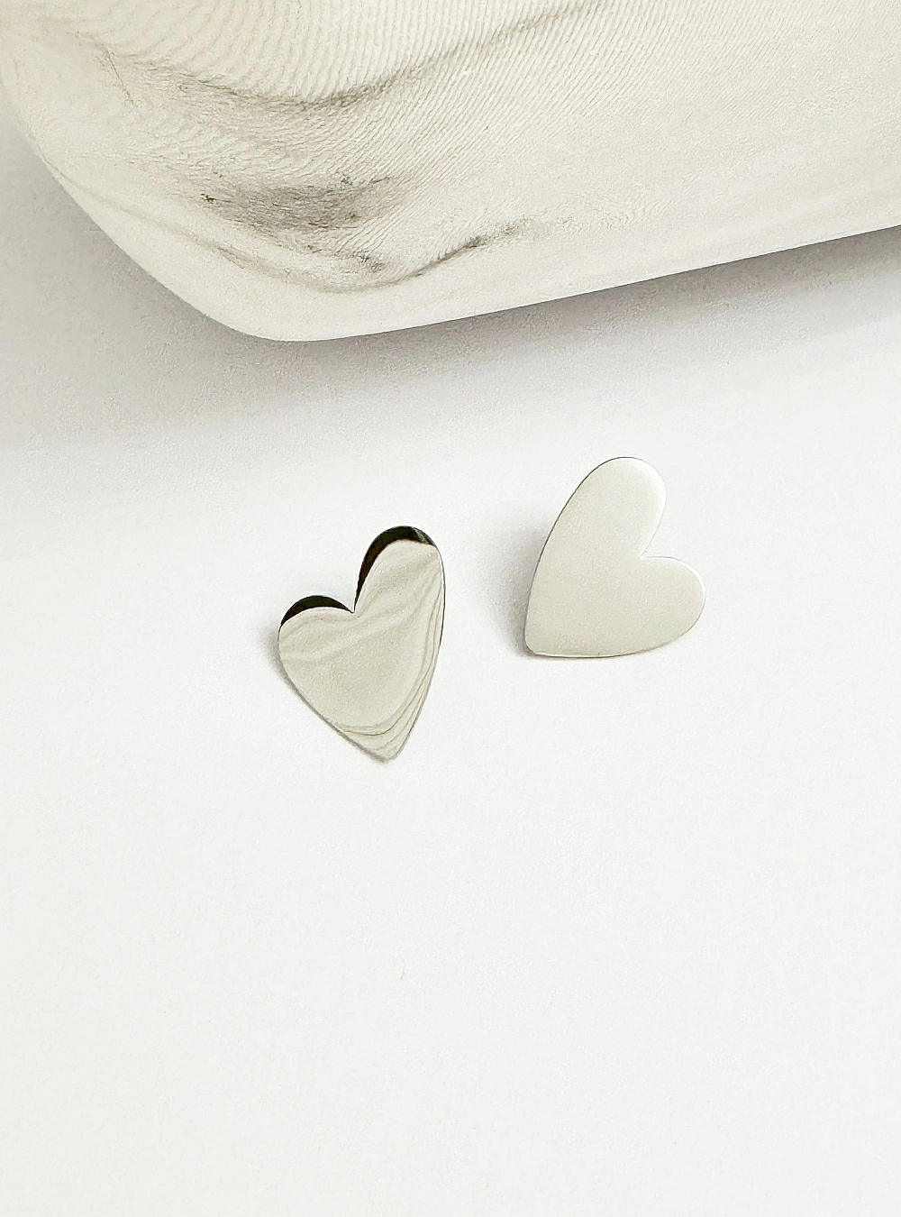 Pendientes acero corazón