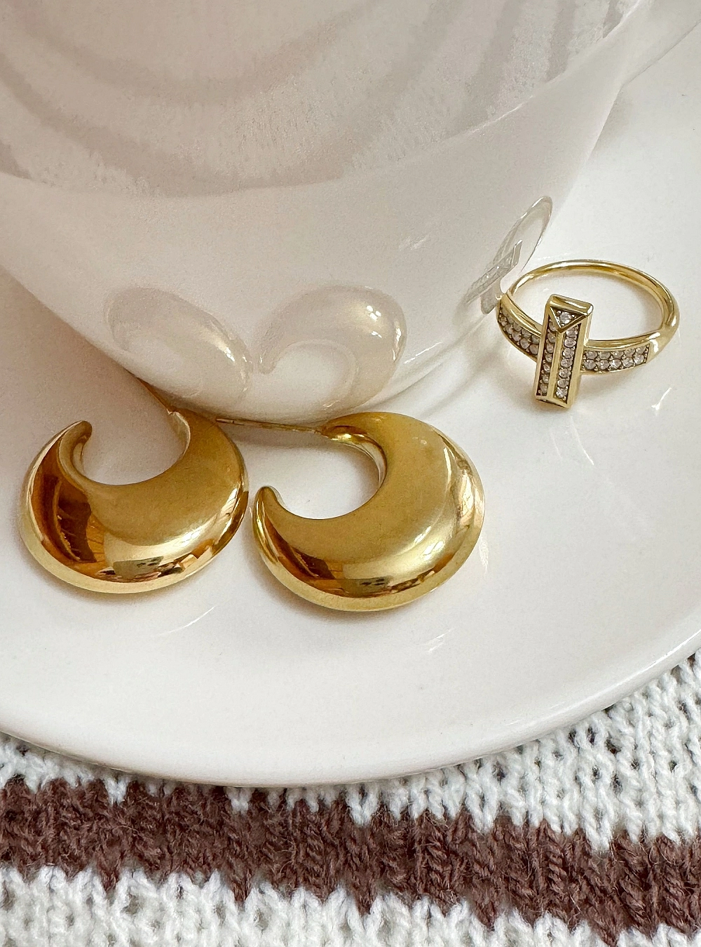 Pendientes acero media luna