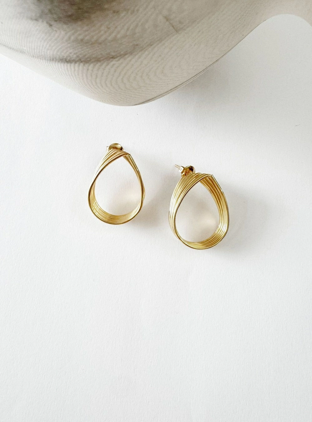 Pendientes aros periformes