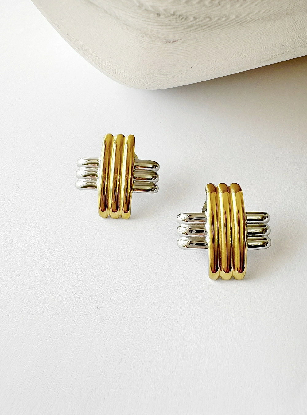 Pendientes cruz bicolor
