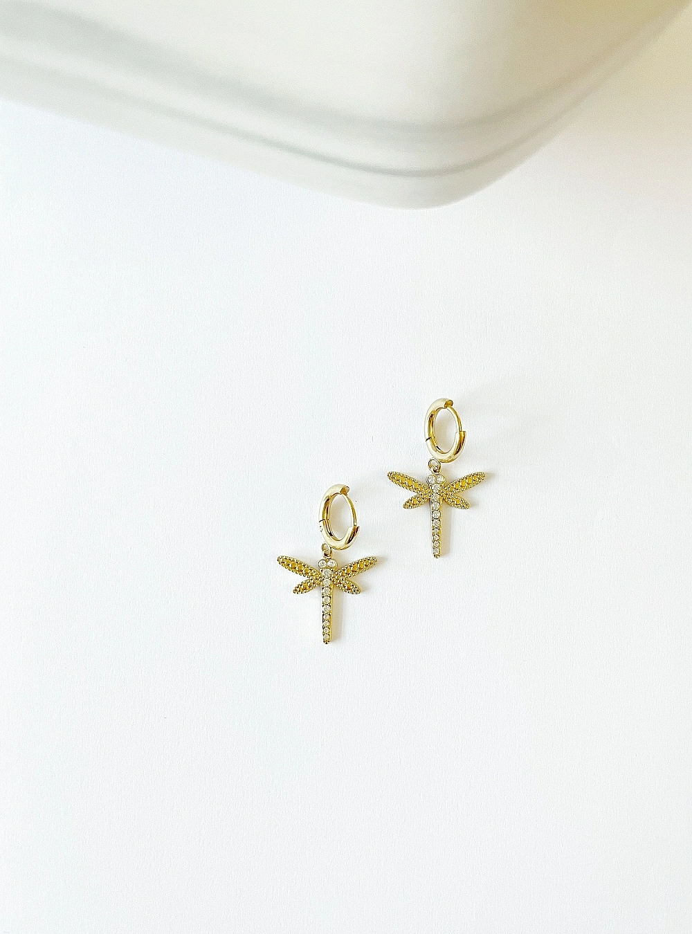 Pendientes libelula circonitas