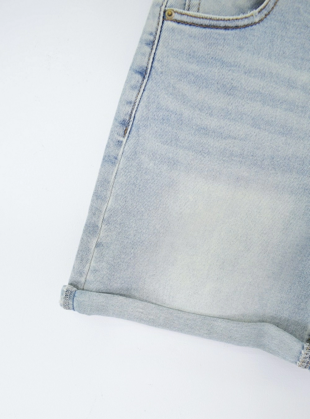 Short denim lavado acido