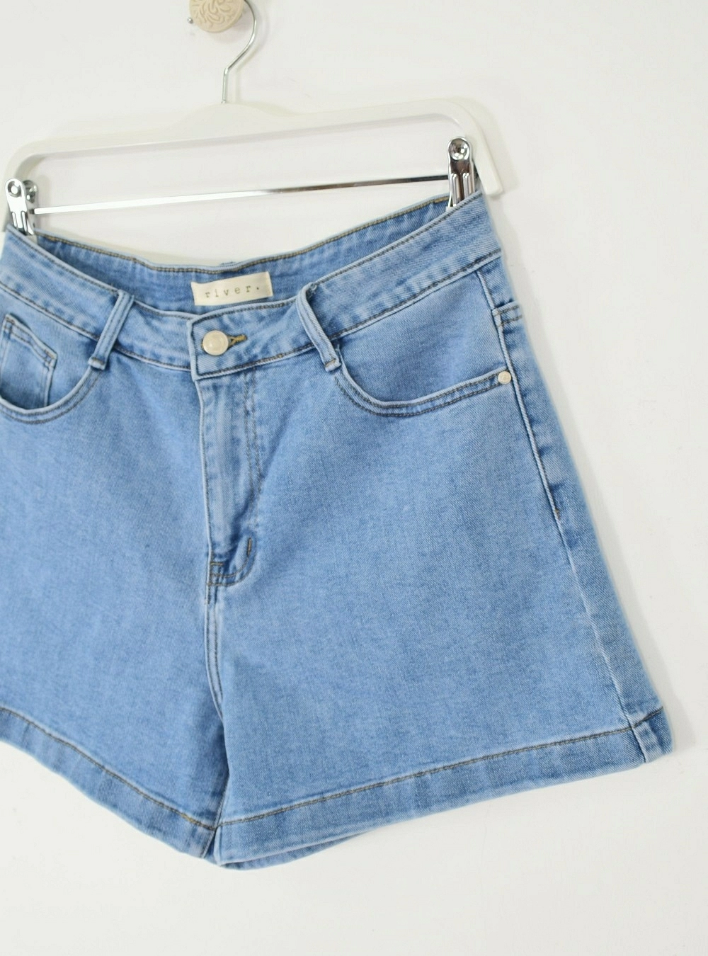 Short style denim blue Short style denim blue