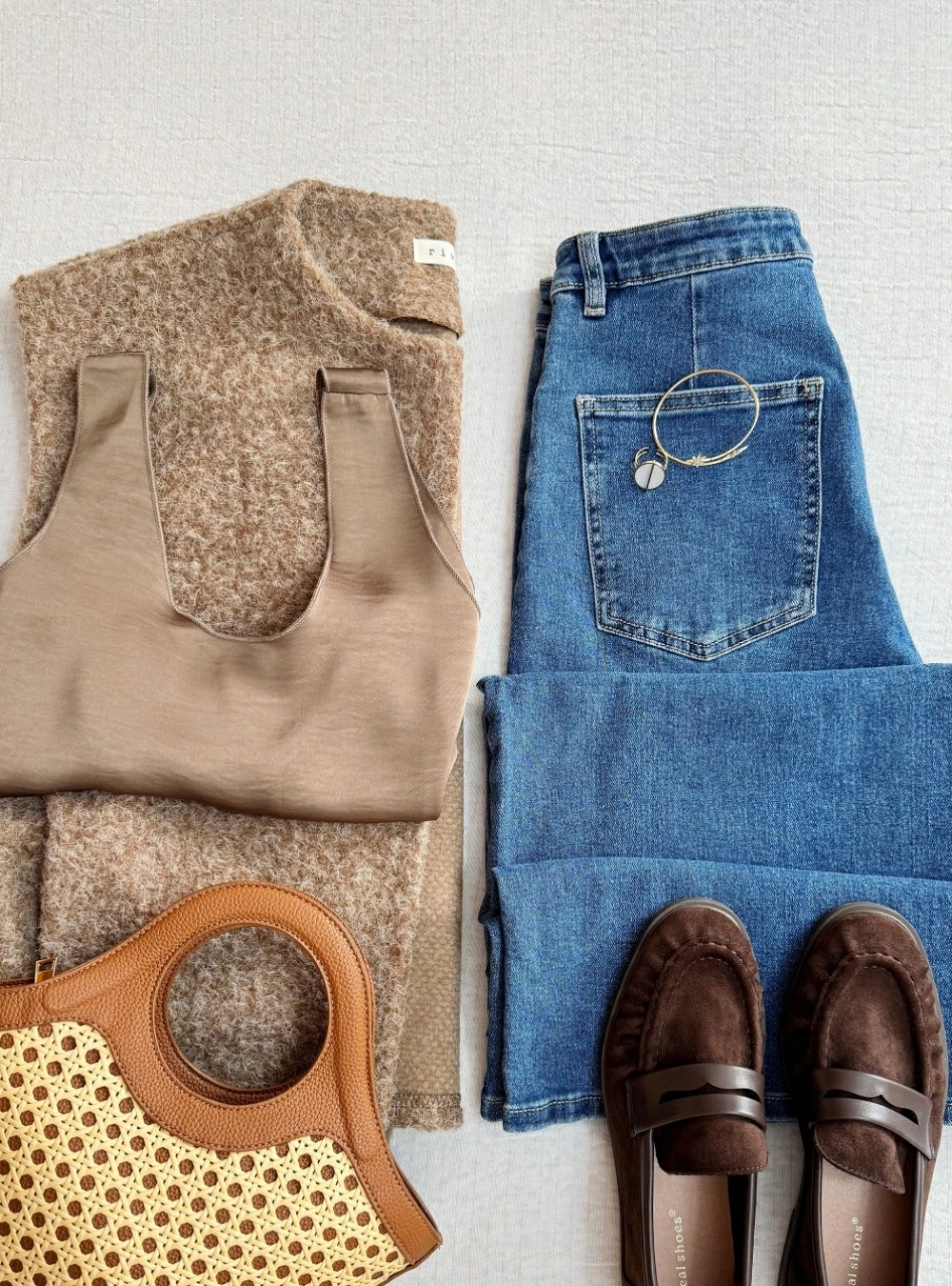 Top lencero borde remallado