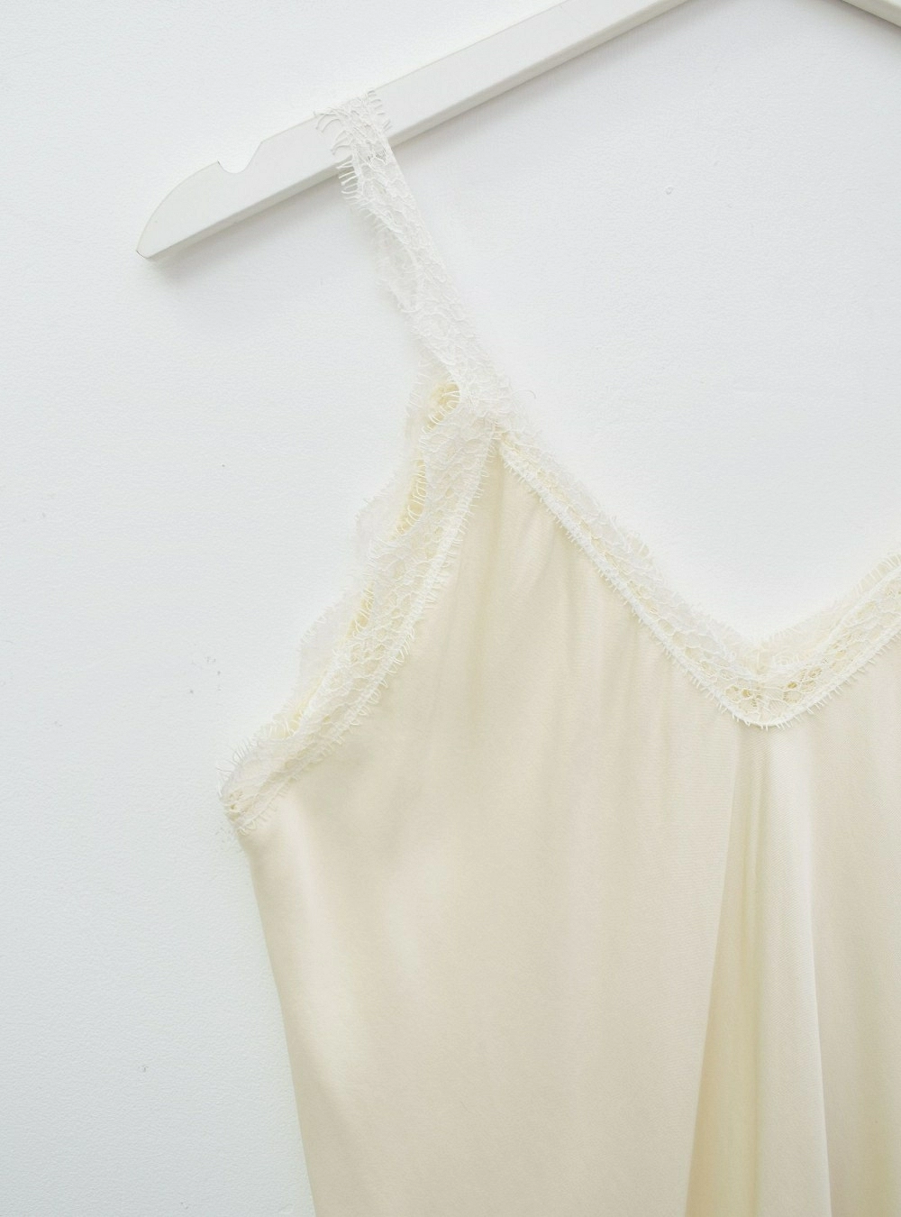 Top lencero puntilla