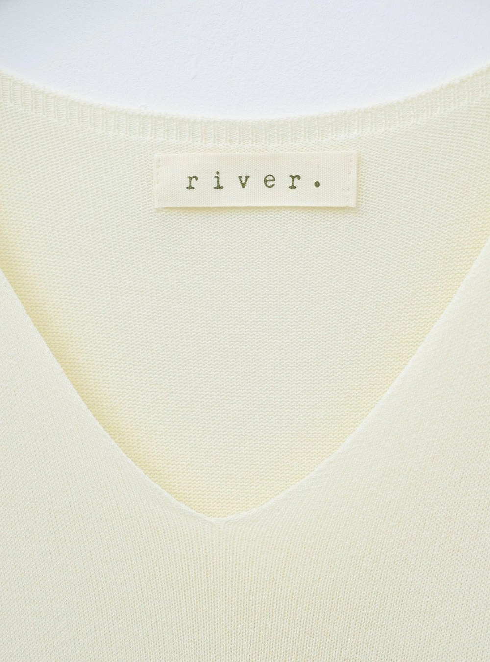 Top pf cuello V
