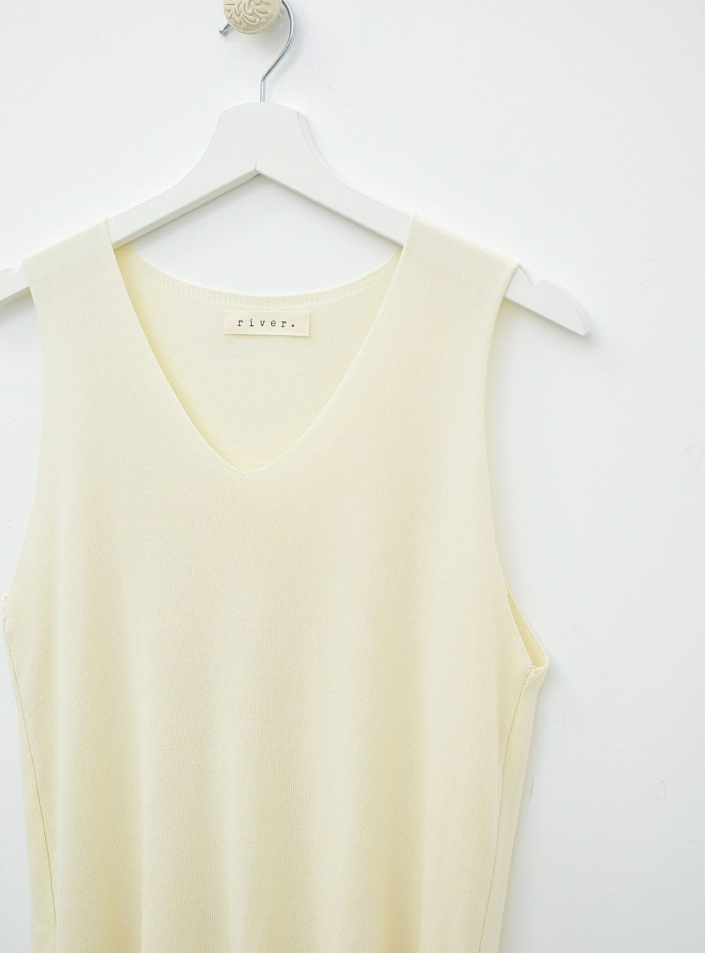 Top pf cuello V