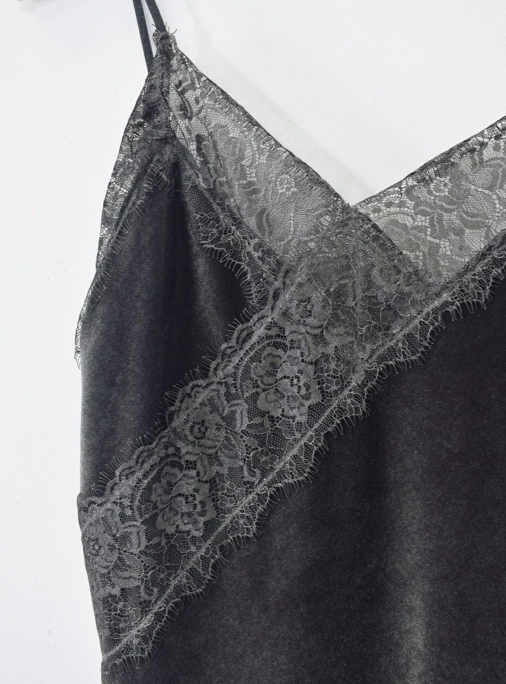 Top tr terciopelo y puntilla Top tr terciopelo y puntilla