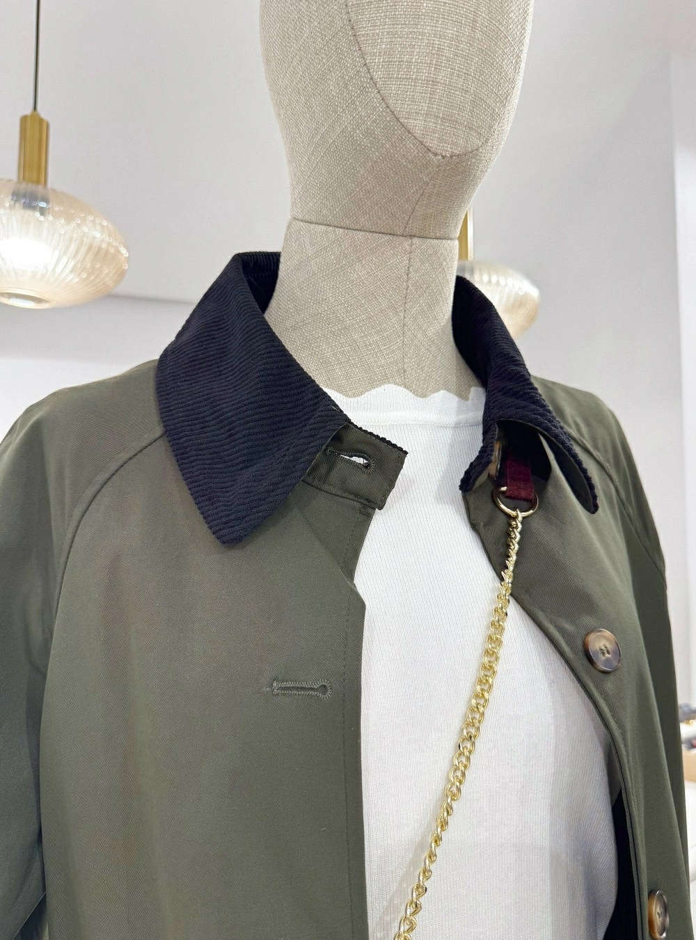 Trench midi cuello pana