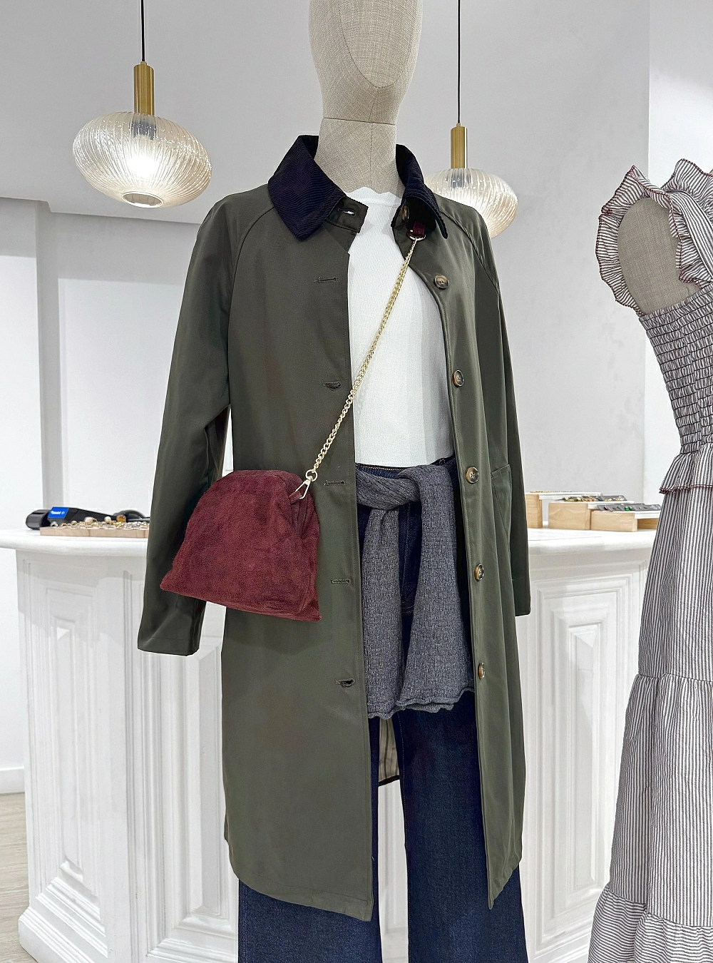 Trench midi cuello pana