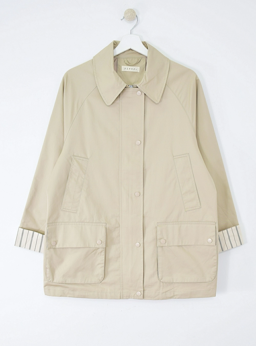 Trench puño rayado