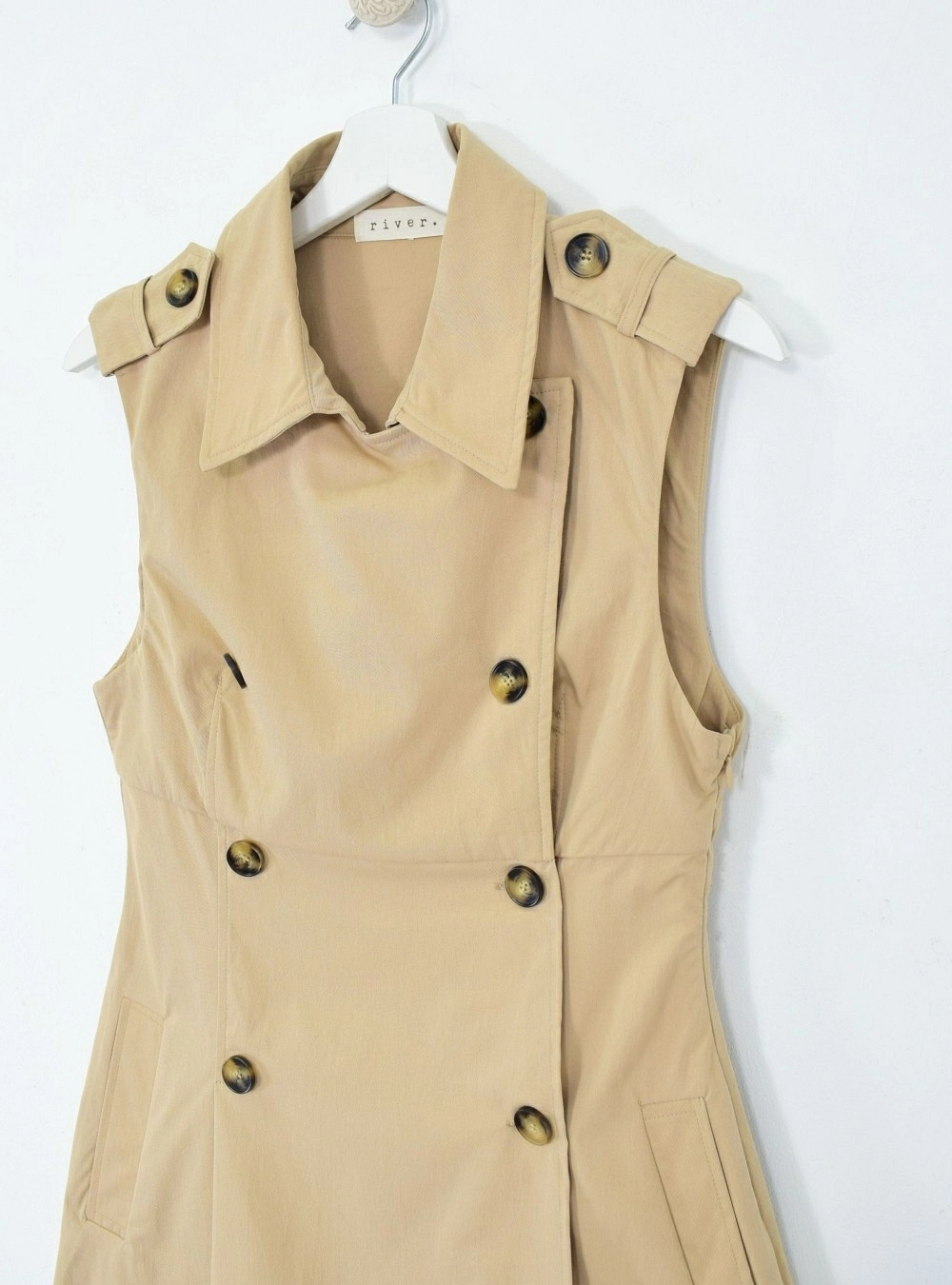 Vestido sm corto cruzado Vestido sm corto cruzado