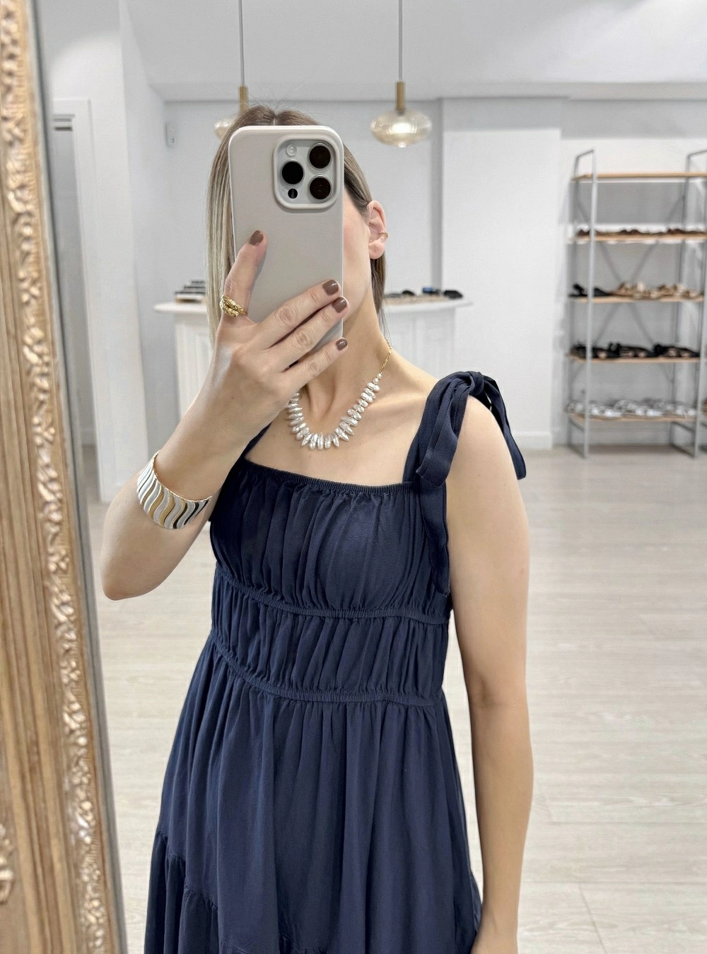 Vestido tirante lazo