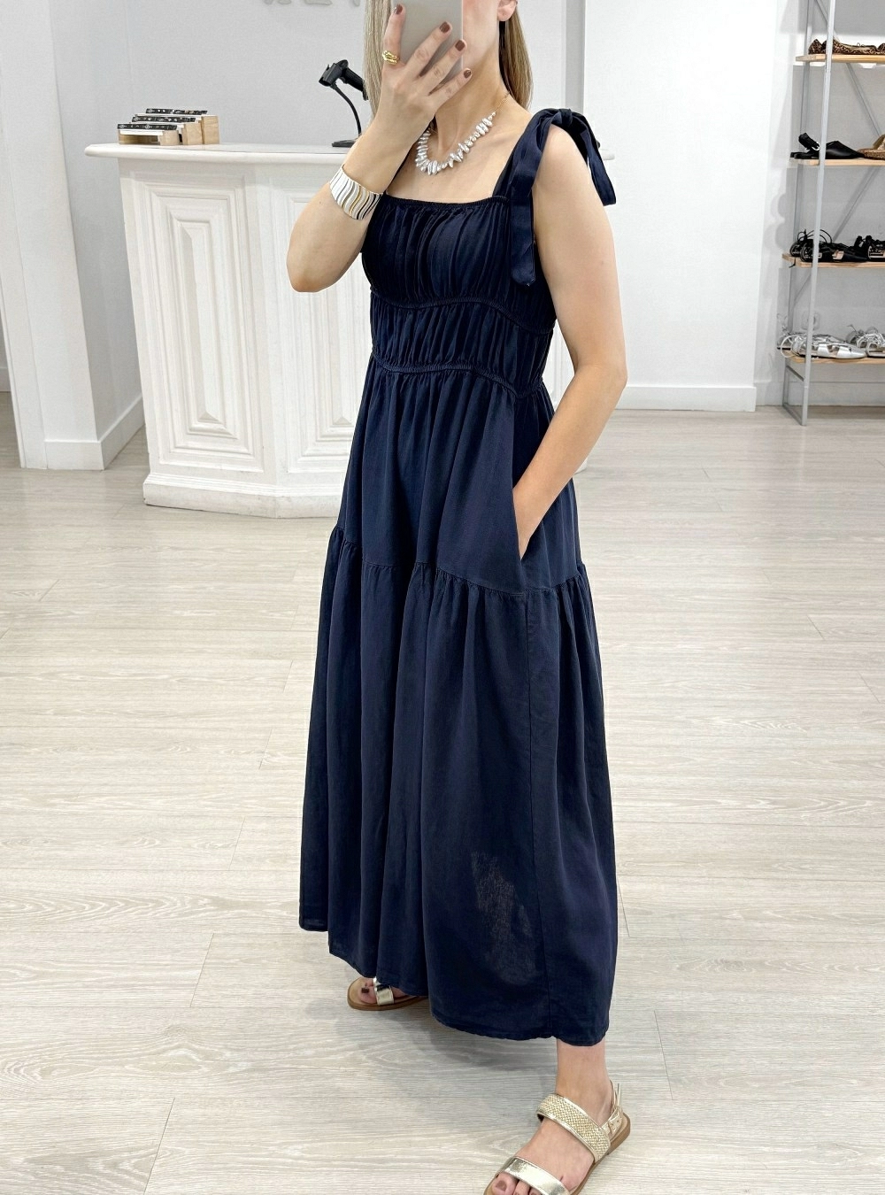 Vestido tirante lazo