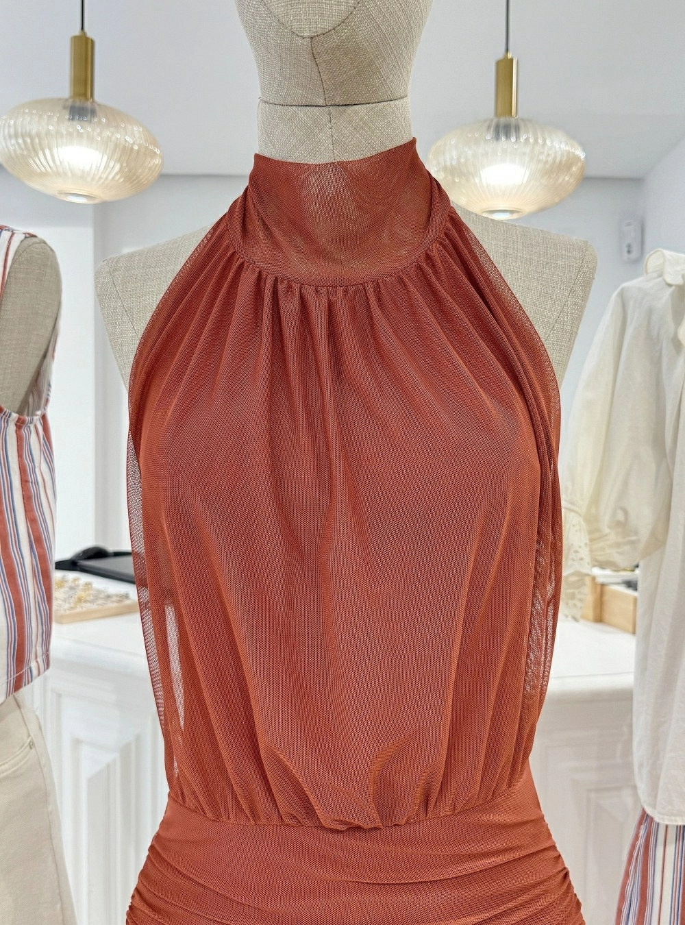 Vestido tul cuello halter Vestido tul cuello halter