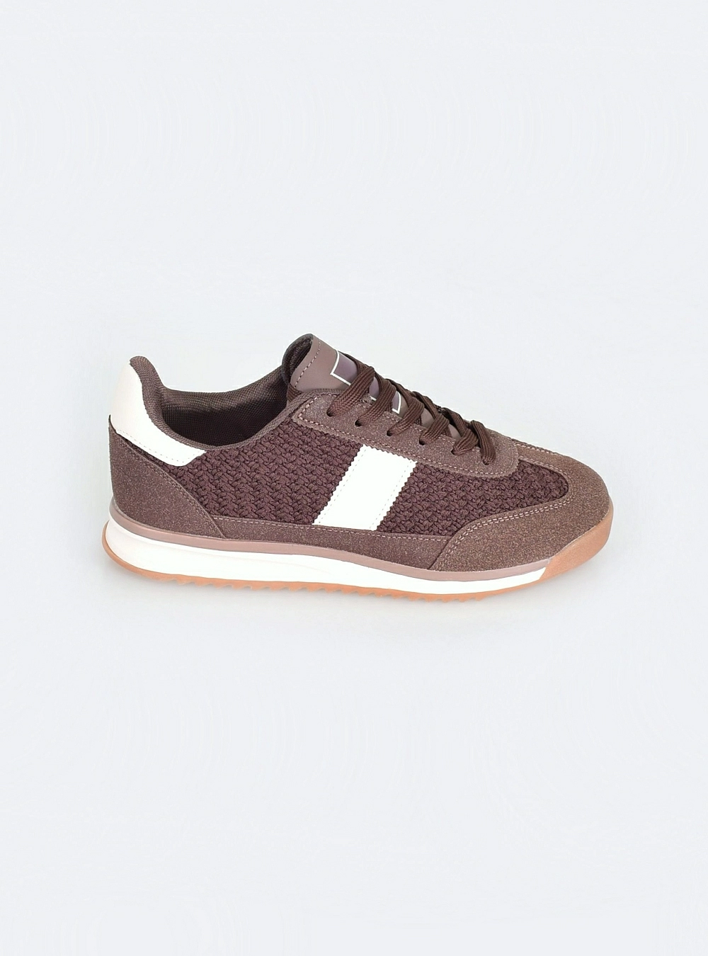 Zapatilla combinada cordones