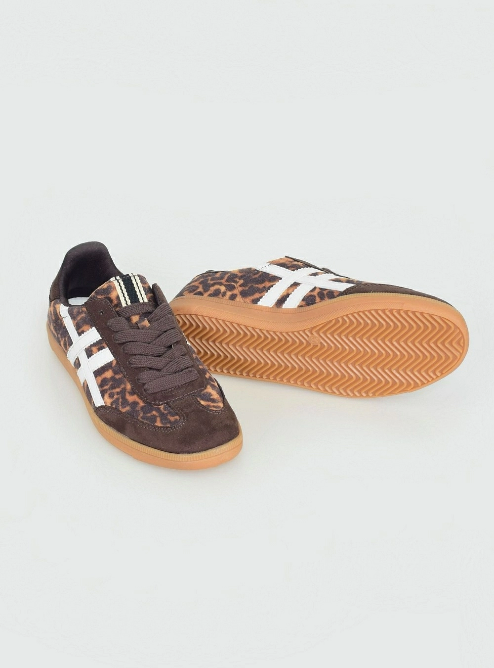 Zapatilla print leopard