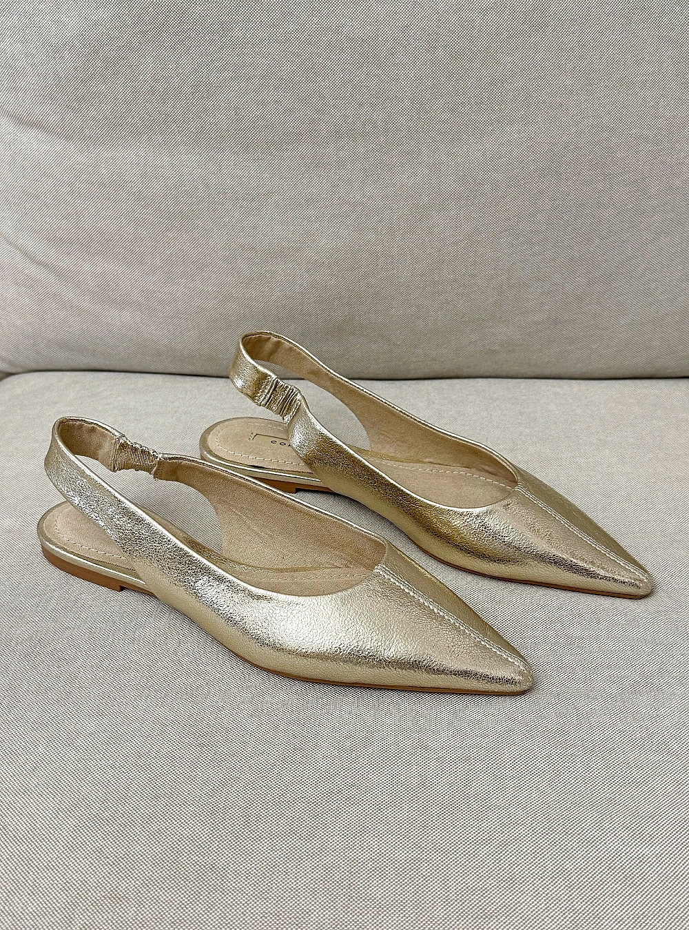 Zapato plano efecto piel